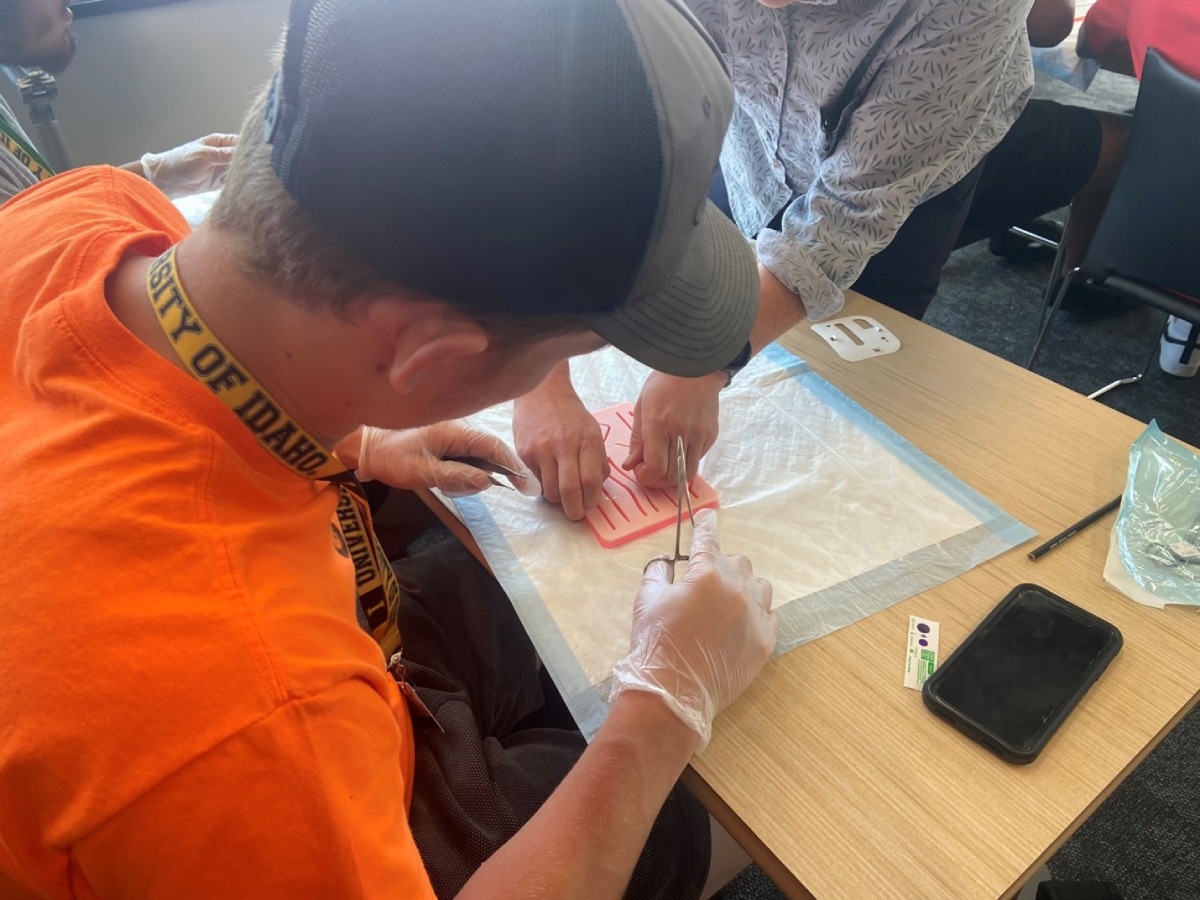 student working at hands on health care