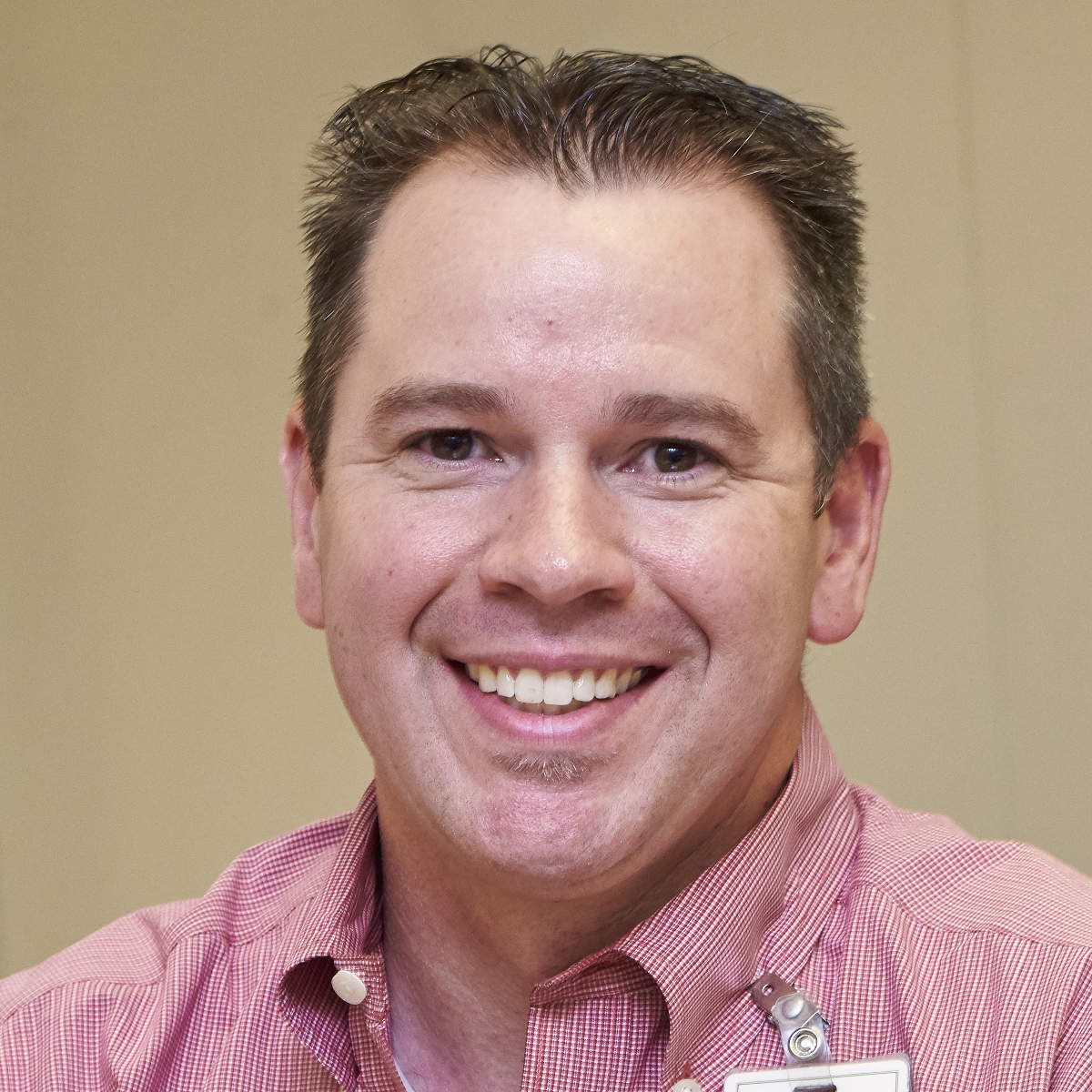 Stephen Carlson Headshot