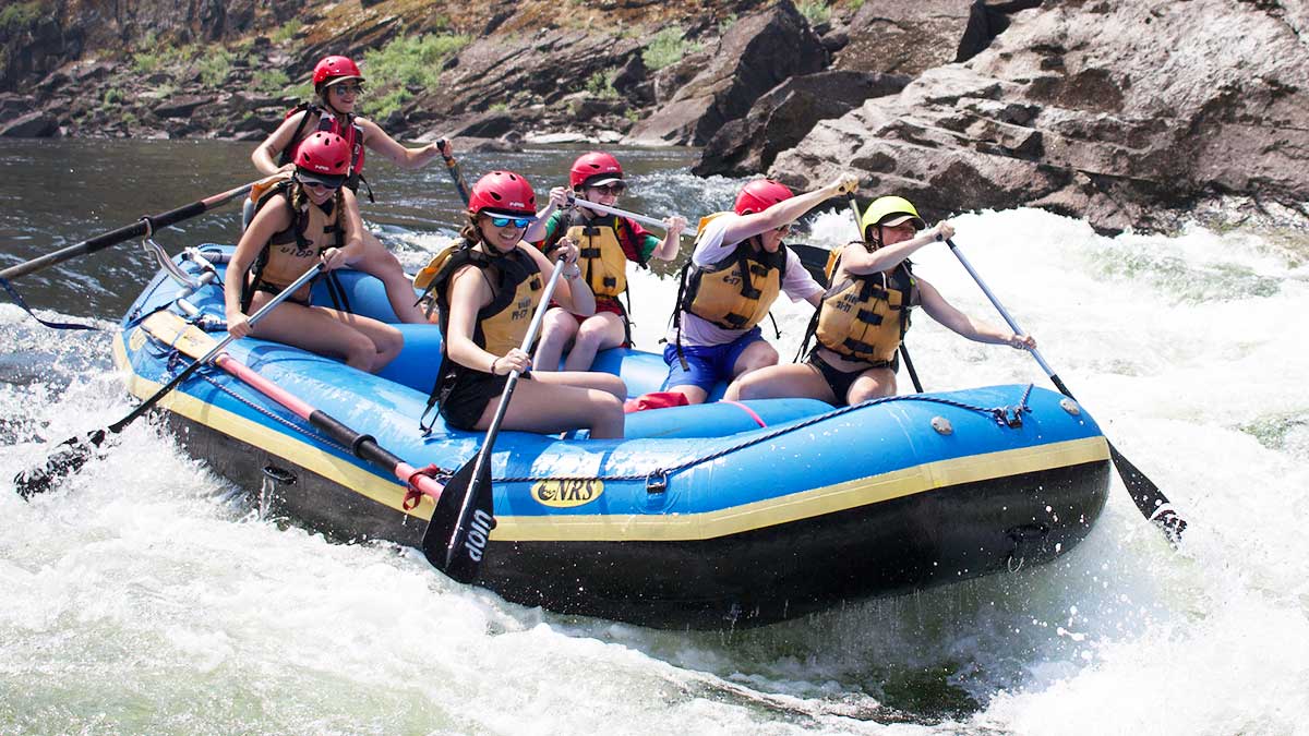 vandal venturs raft trip