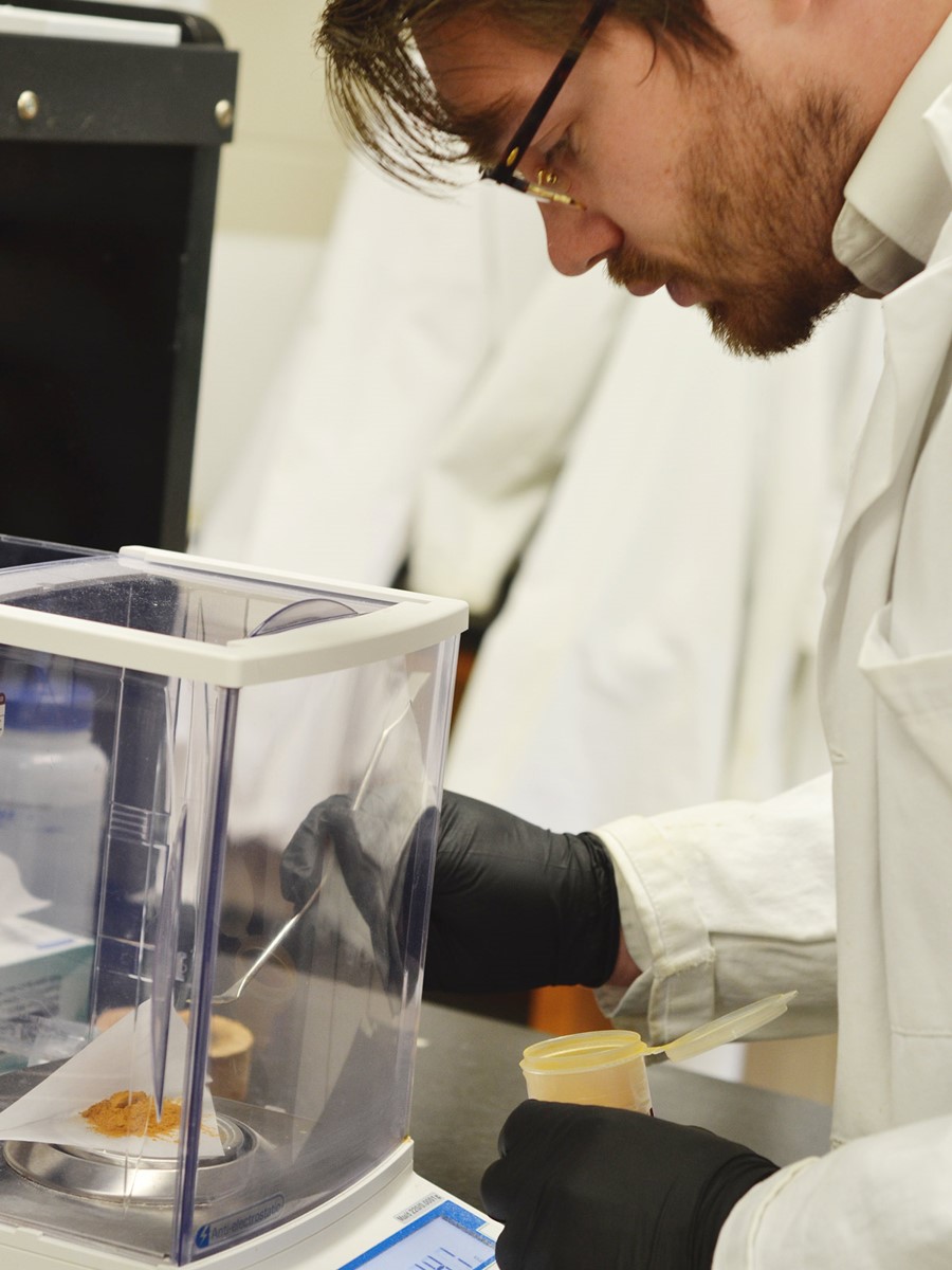 Jacob Dalton in the lab Jacob Dalton in the lab