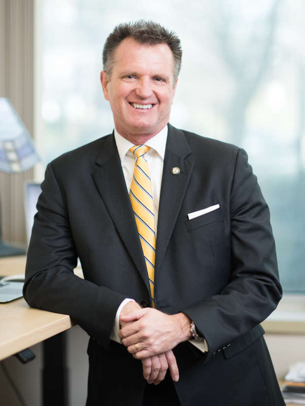 Dean Kahler